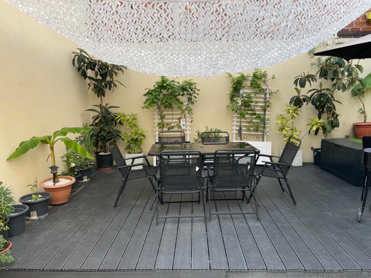 Agreable Appartement Dans Une Maison Saint-Denis  Buitenkant foto
