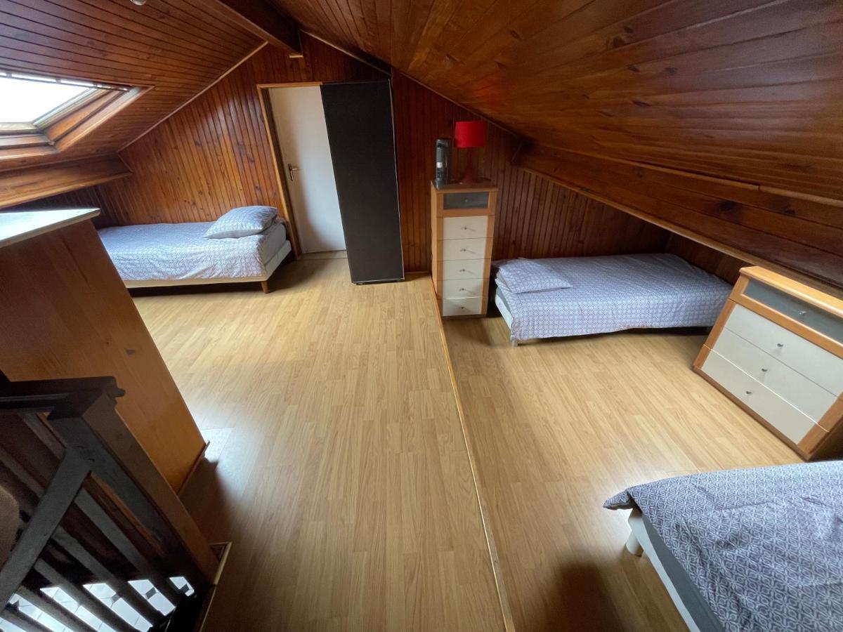 Agreable Appartement Dans Une Maison Saint-Denis  Buitenkant foto